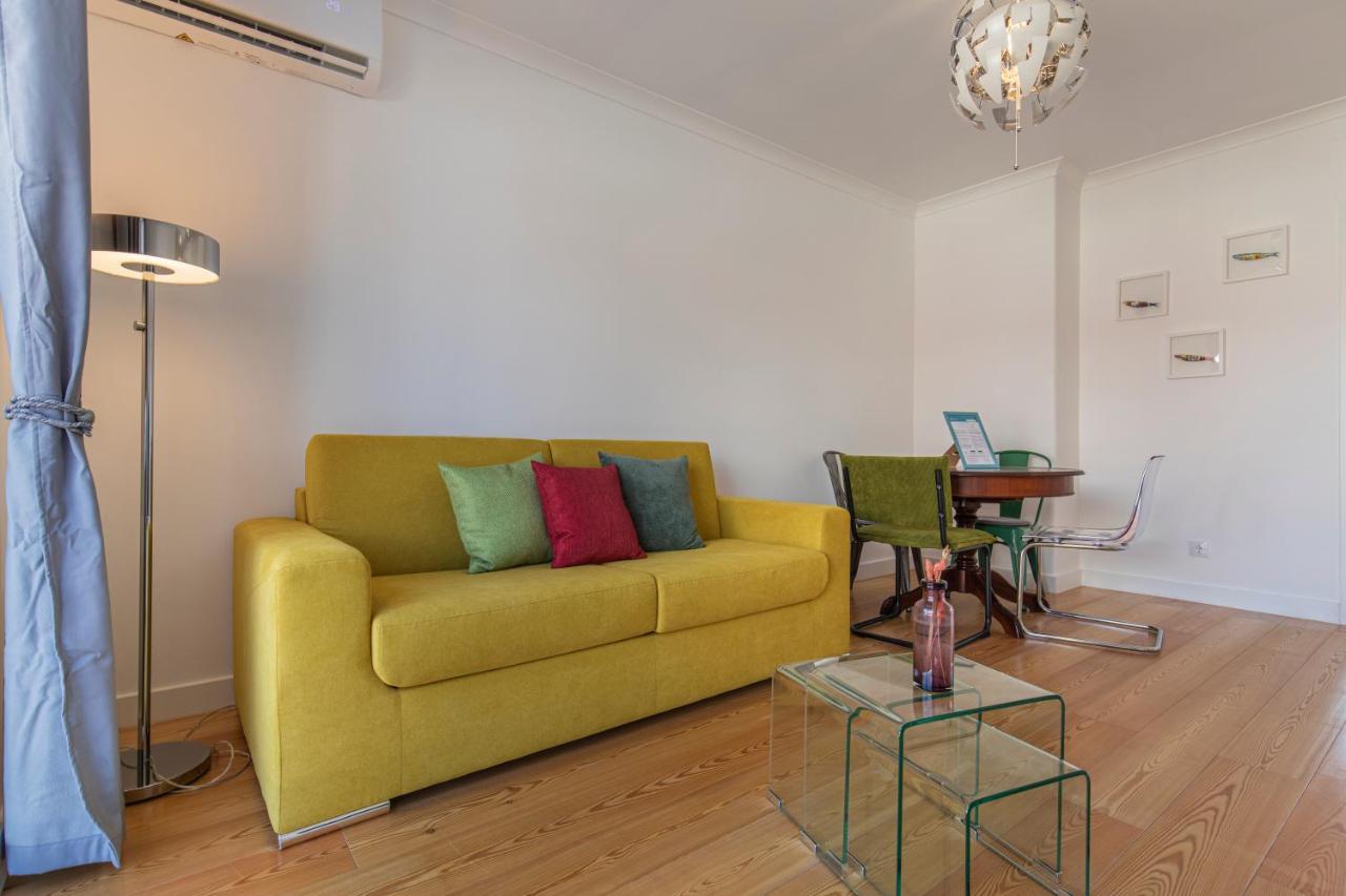 Lovelystay - Sunny 1Bdr Apartment W/Terrace Lissabon Exterior foto